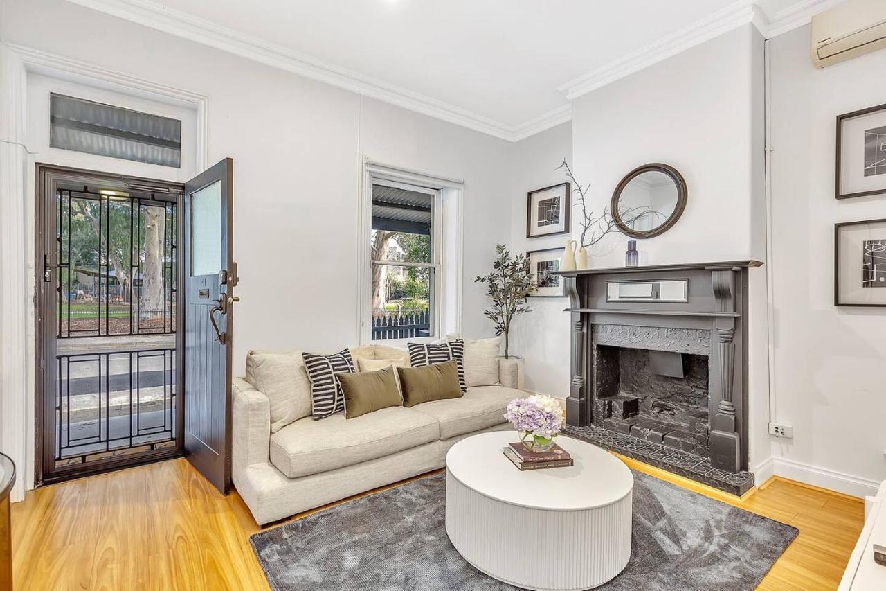Holiday home Main Street Terrace - An Elegant Urban Escape *