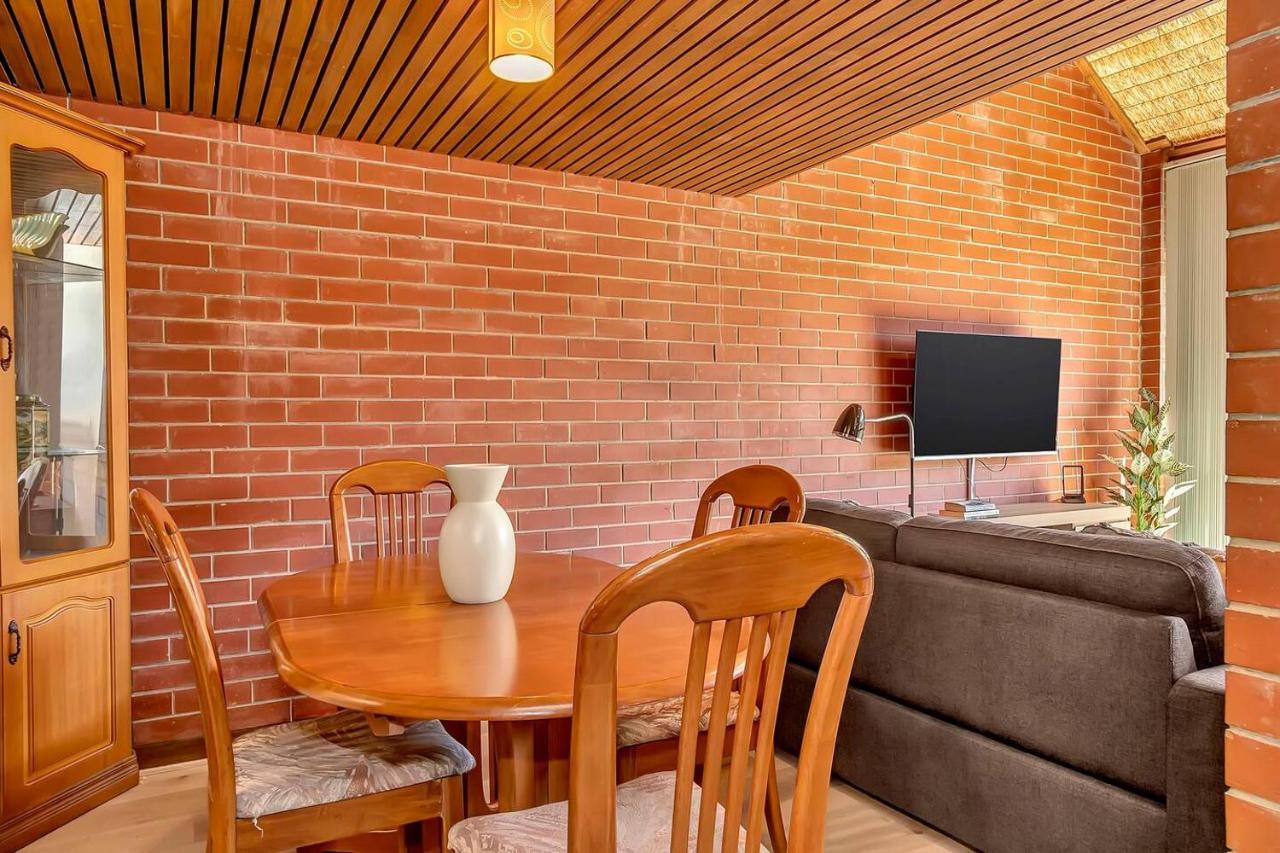 'the Redstone' Experience Adelaide's Inner-east