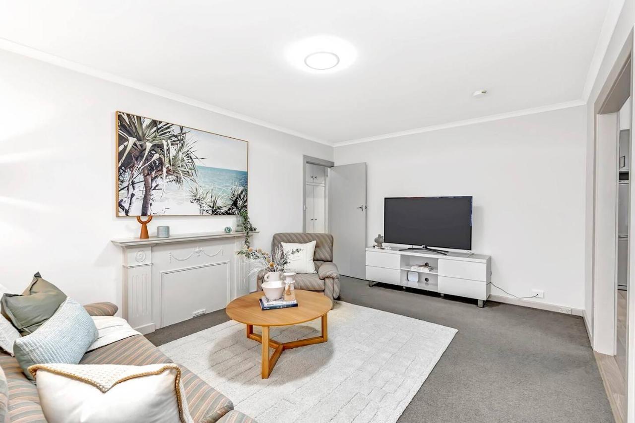 Waves And Walks - Close To And Local Boutiques Holiday home Adelaide