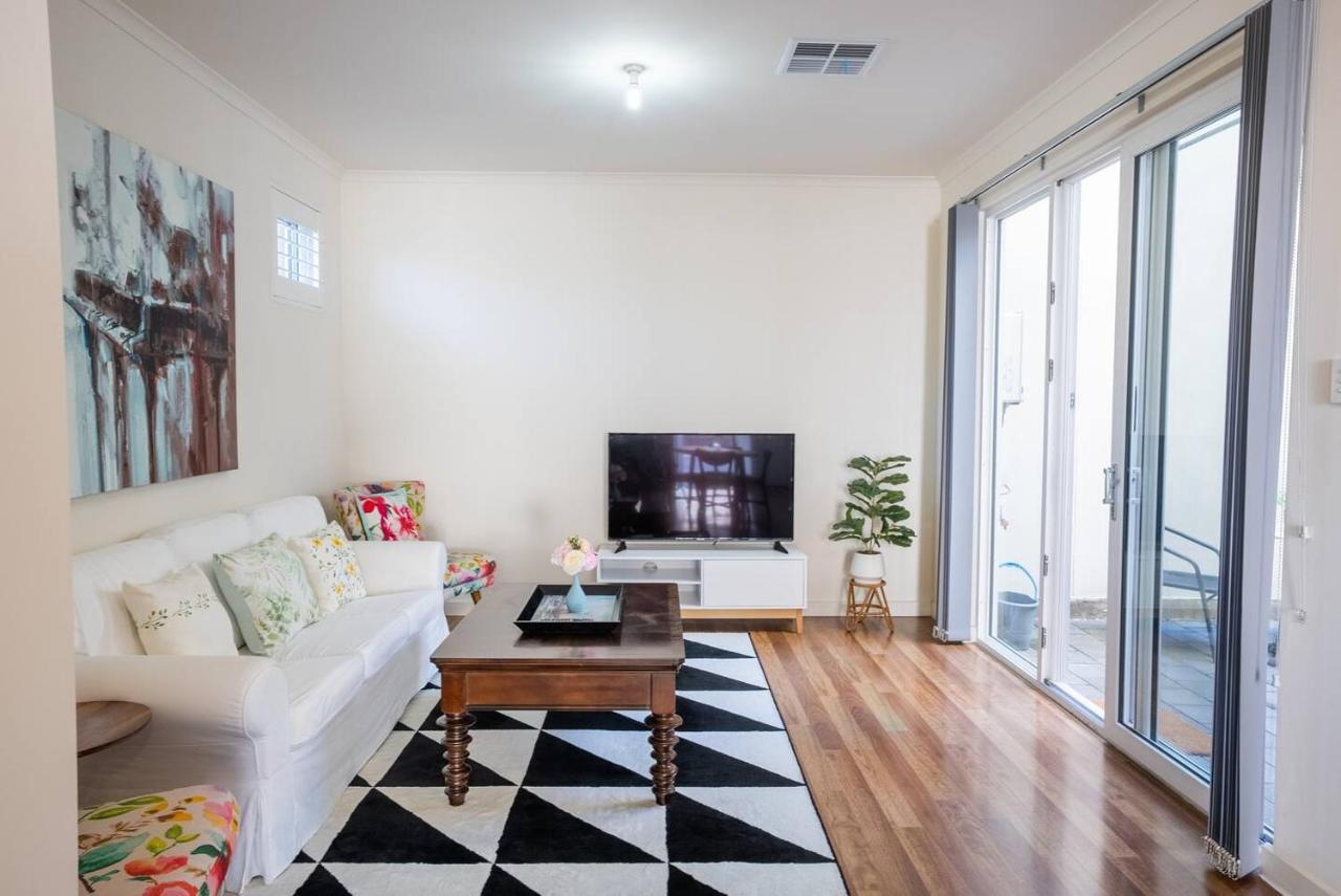 The Lane Of Lightsview - Relaxed Inner-city Living