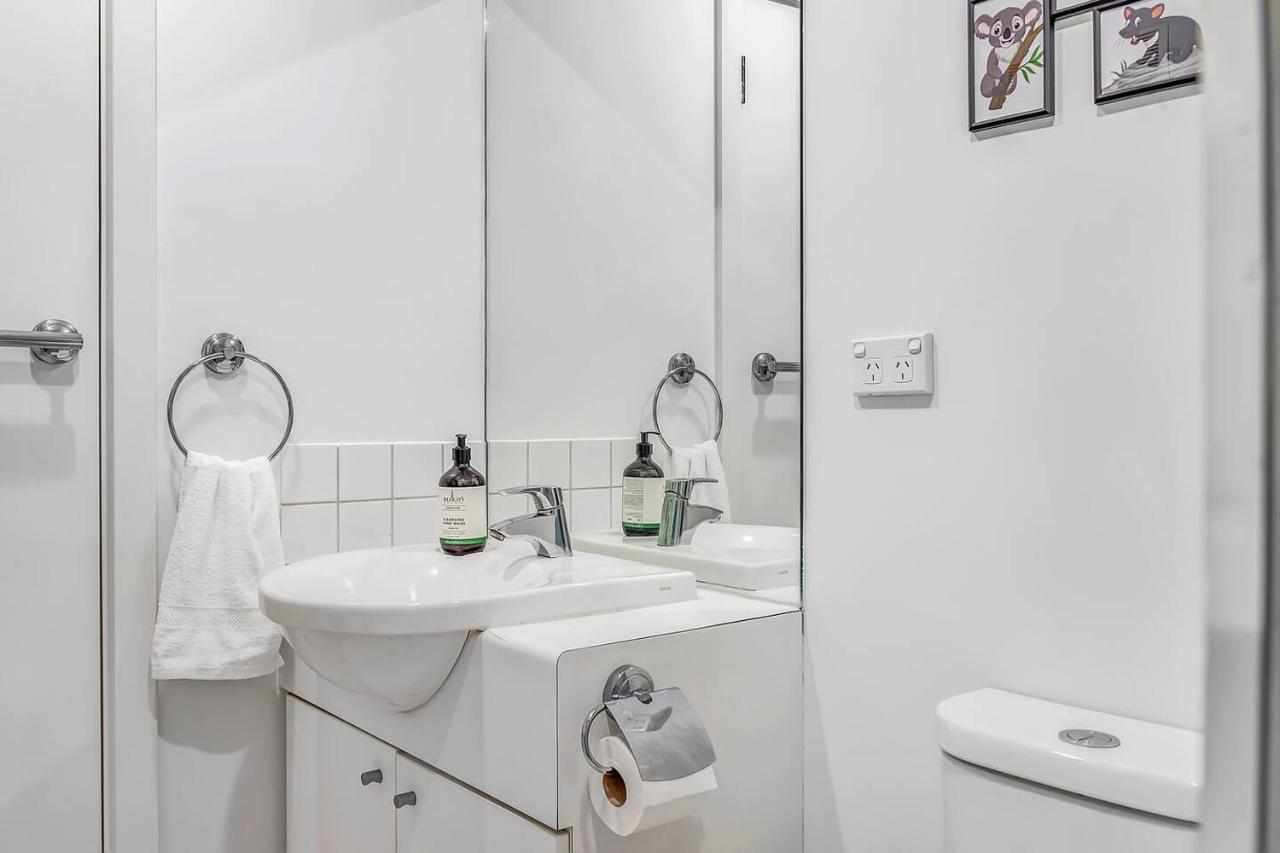 Apartment 'artsy At East End' A Modern Inner-city Retreat Adelaide