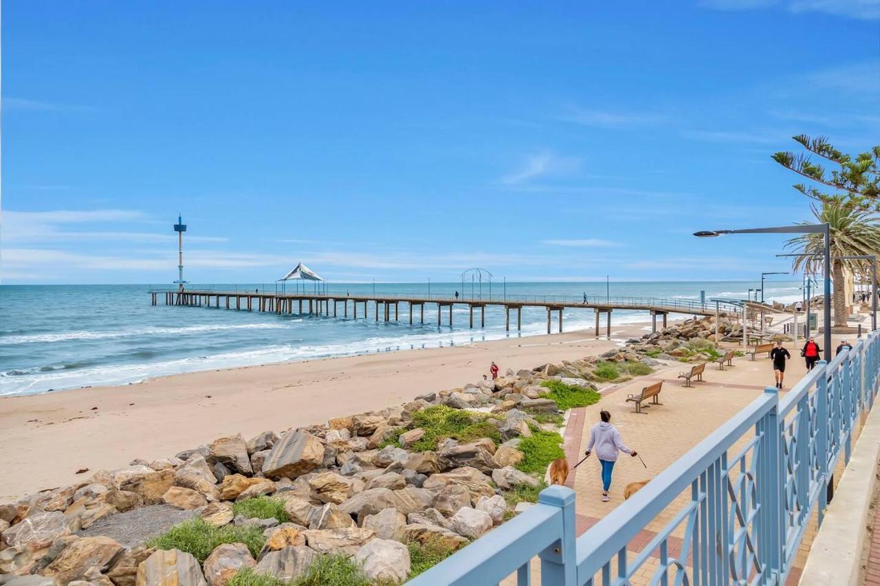 Holiday home Brightly Beachside - Where Jetty Rd Meets The Ocean *