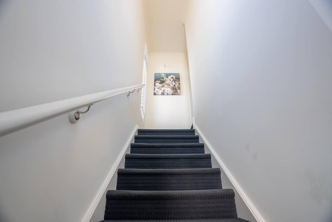 The Lane Of Lightsview - Relaxed Inner-city Living Holiday home *