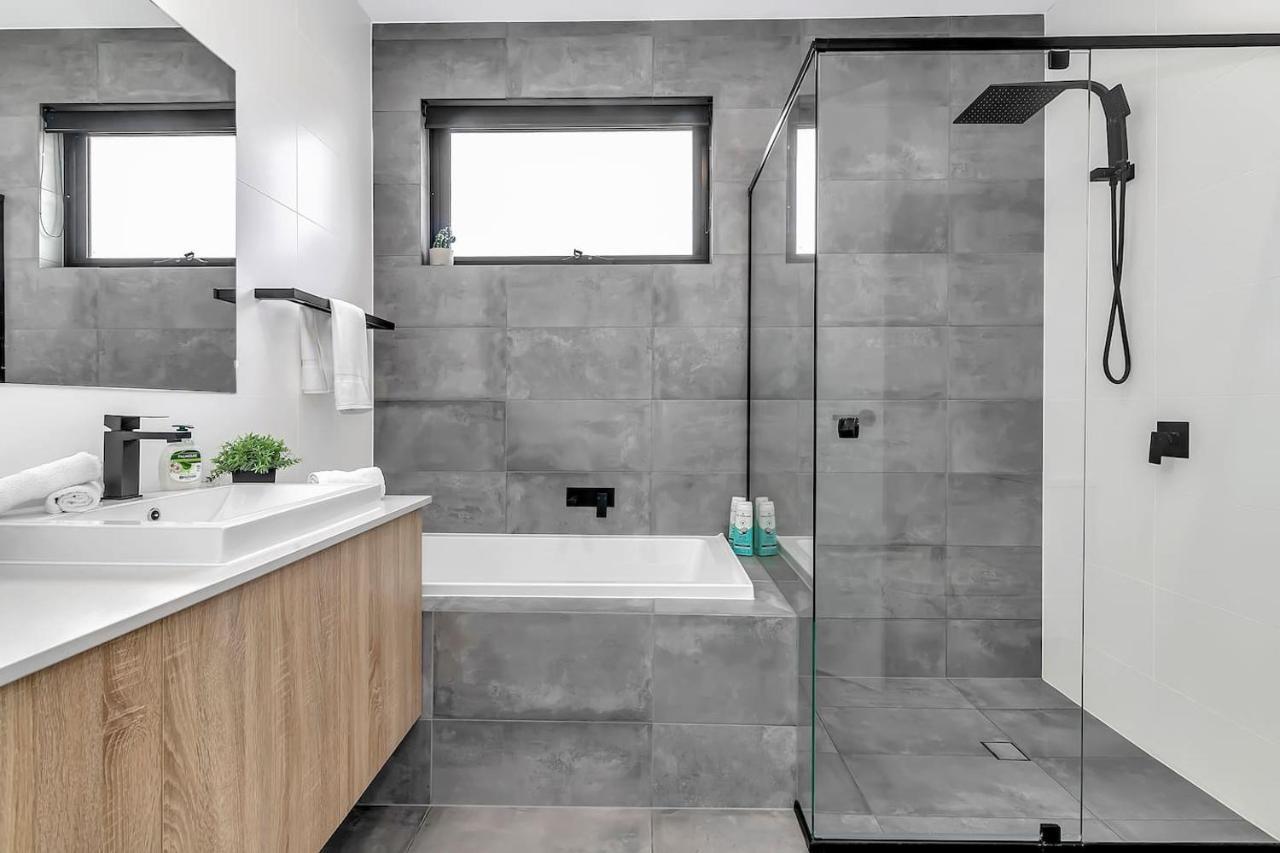 The Art Of Zen - Modern Comfort Between And Cbd Adelaide
