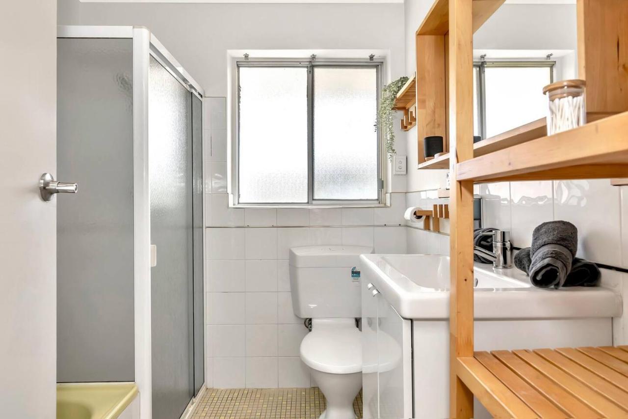 Heart Of Henley - A Homey Hideaway By The Apartment Adelaide