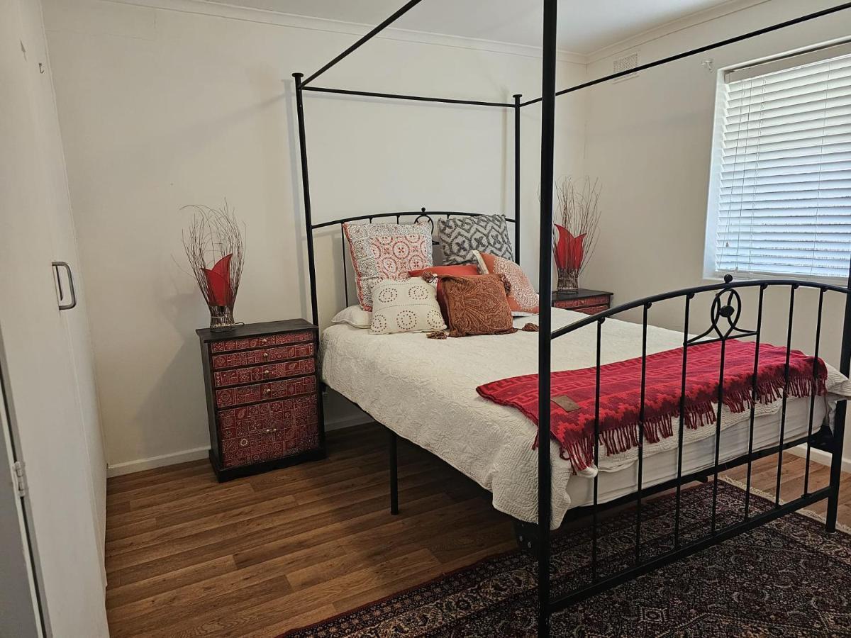 Family Oasis In * Adelaide
