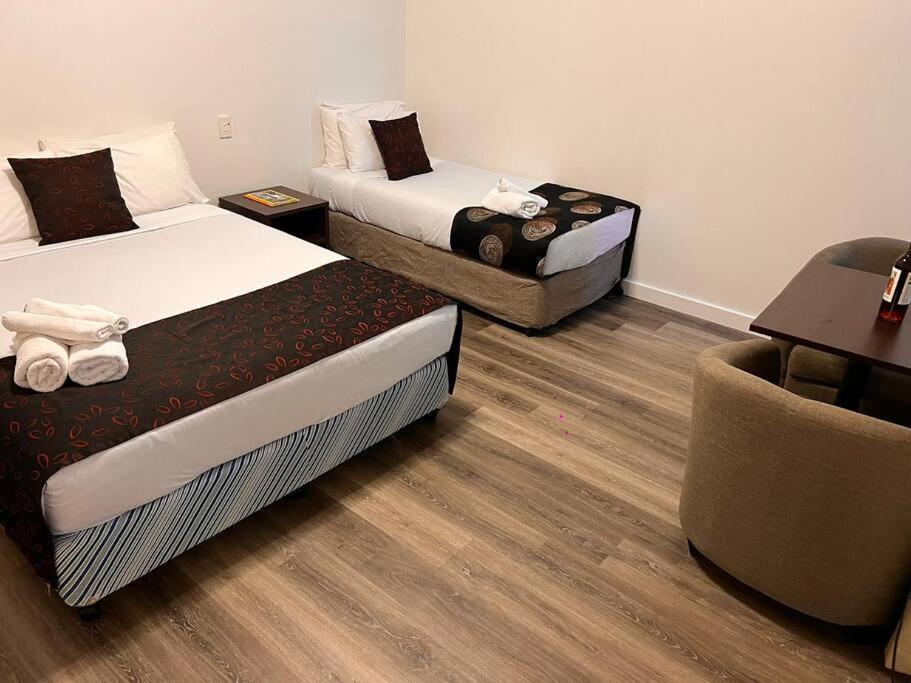Ensuite Studio At Gouger St 106 *