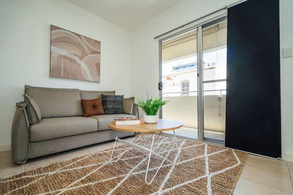 Apartment Nirvana On Gray - 2br Staycation Wifi *