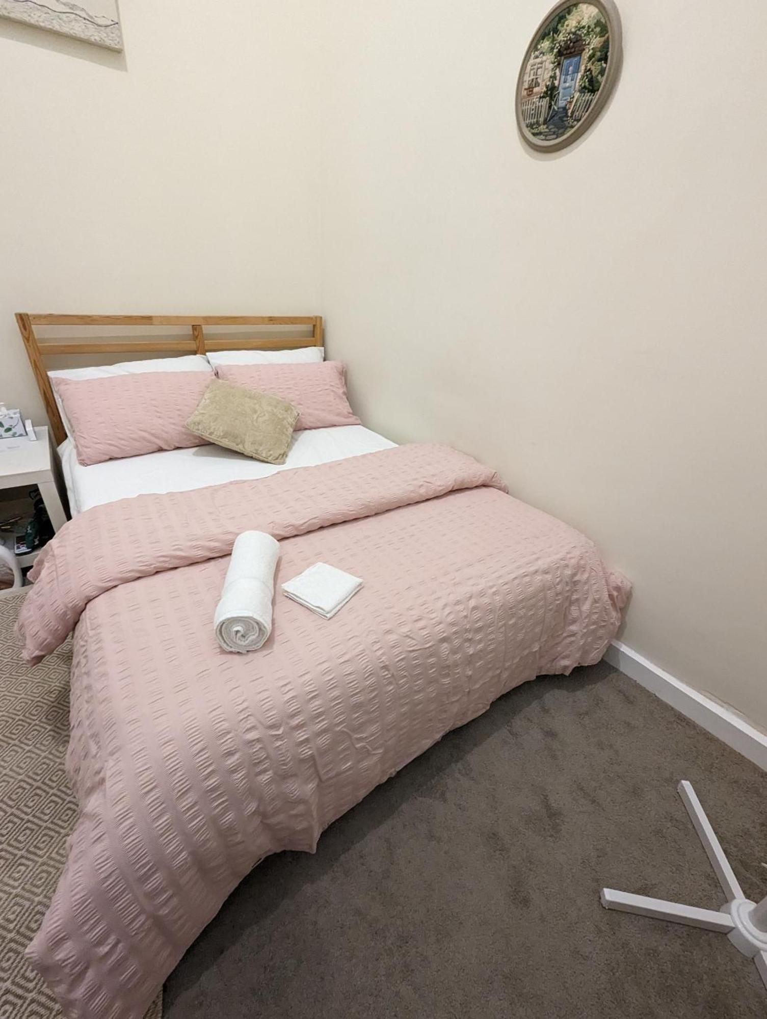 Homestay Budget Double Bed Adelaide
