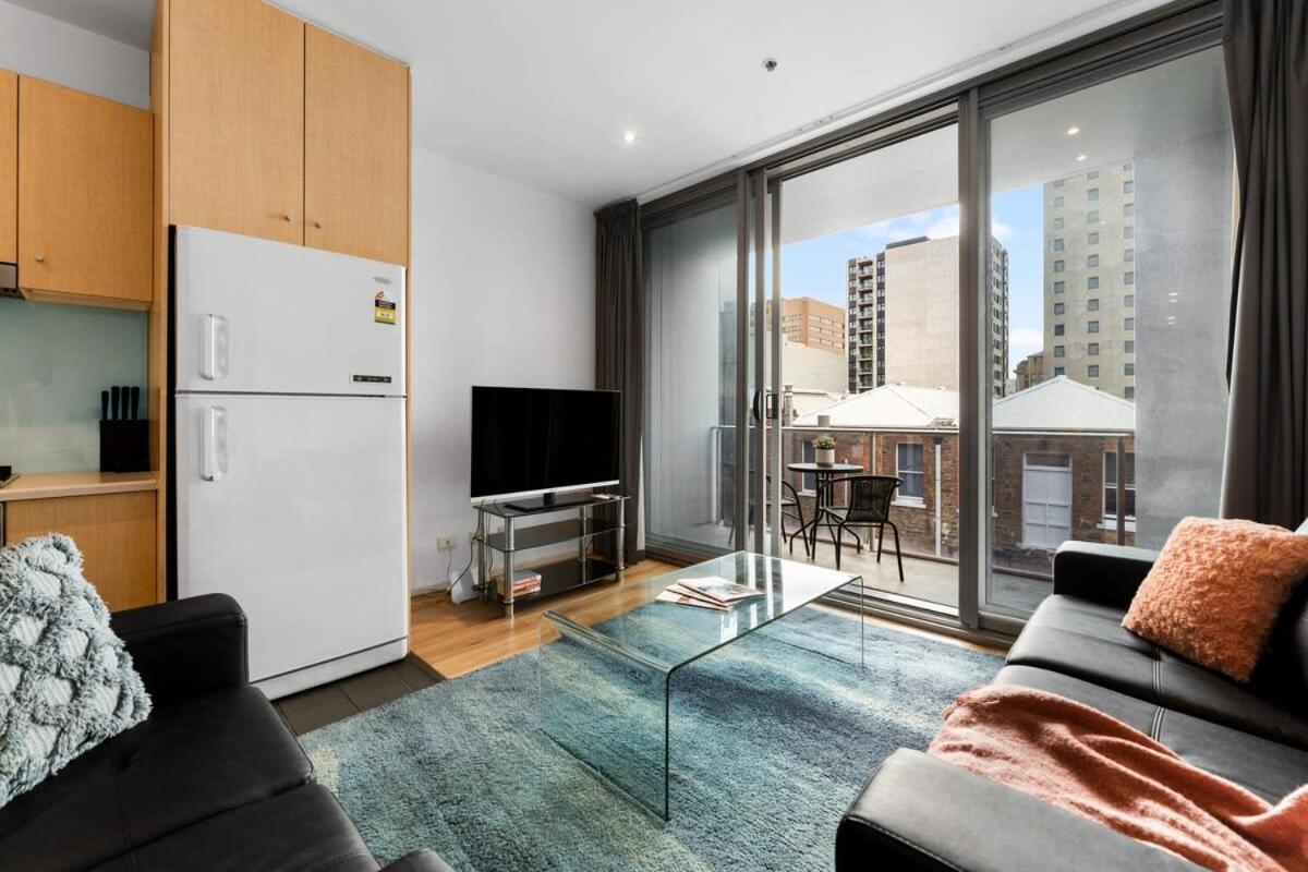 The Heart Of The Cbd - 2br Modern Wi-fi Apartment *