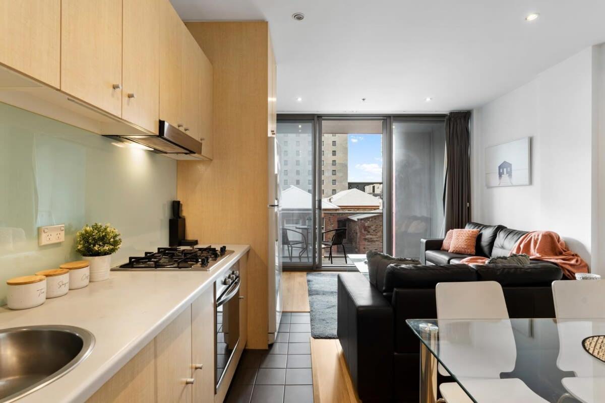 The Heart Of The Cbd - 2br Modern Wi-fi * Adelaide