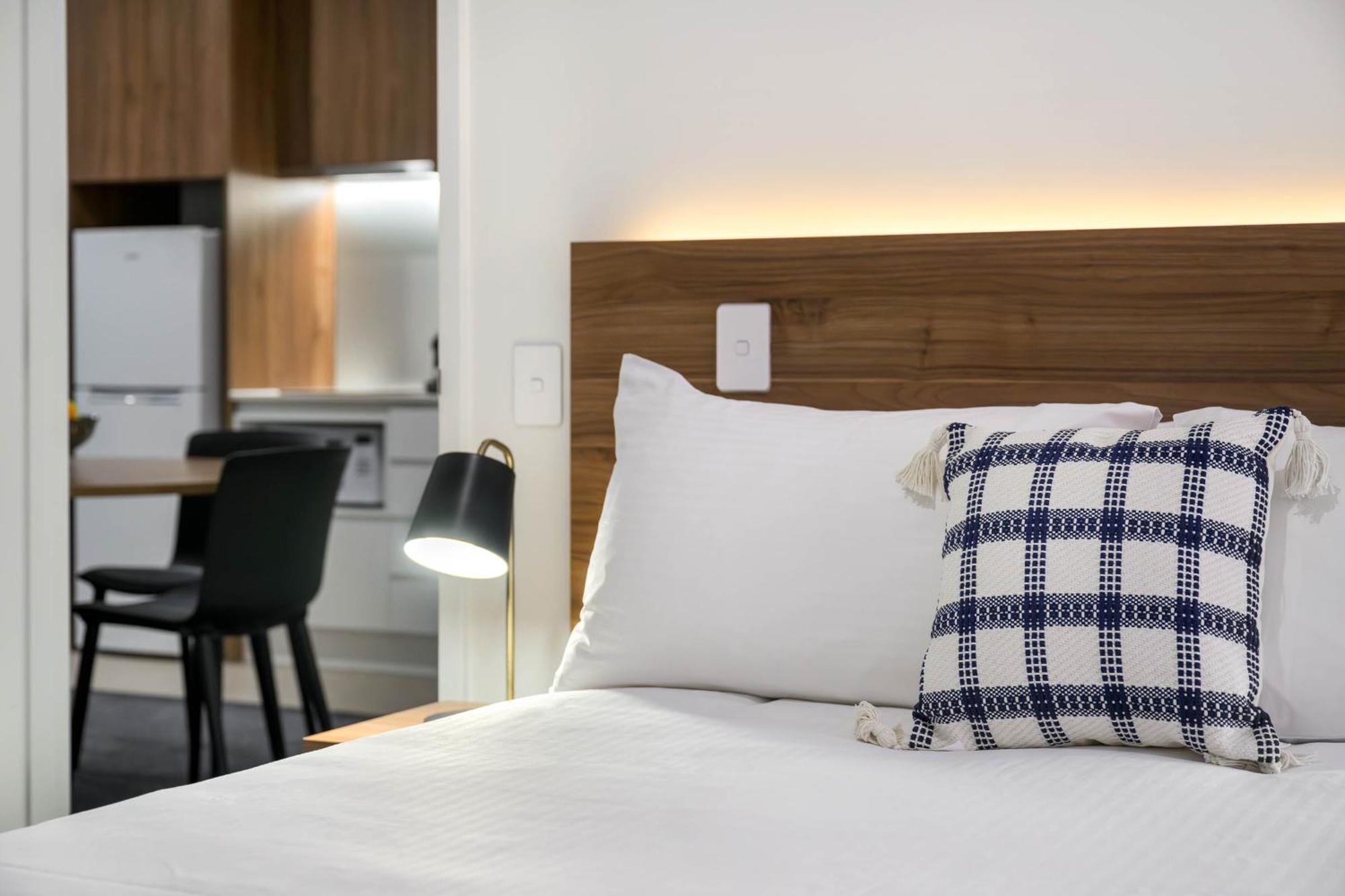 Durham Serviced 4*