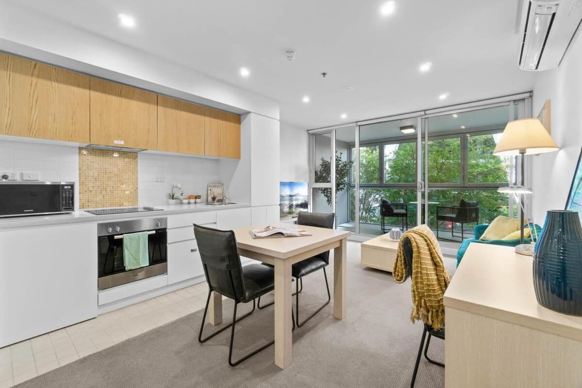 Apartment Cozy Cbd 1br - Walkable & Spot *