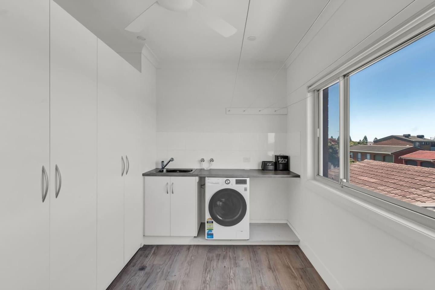 Beachfront At Sandpiper - A Spacious Coastal Escape Holiday home