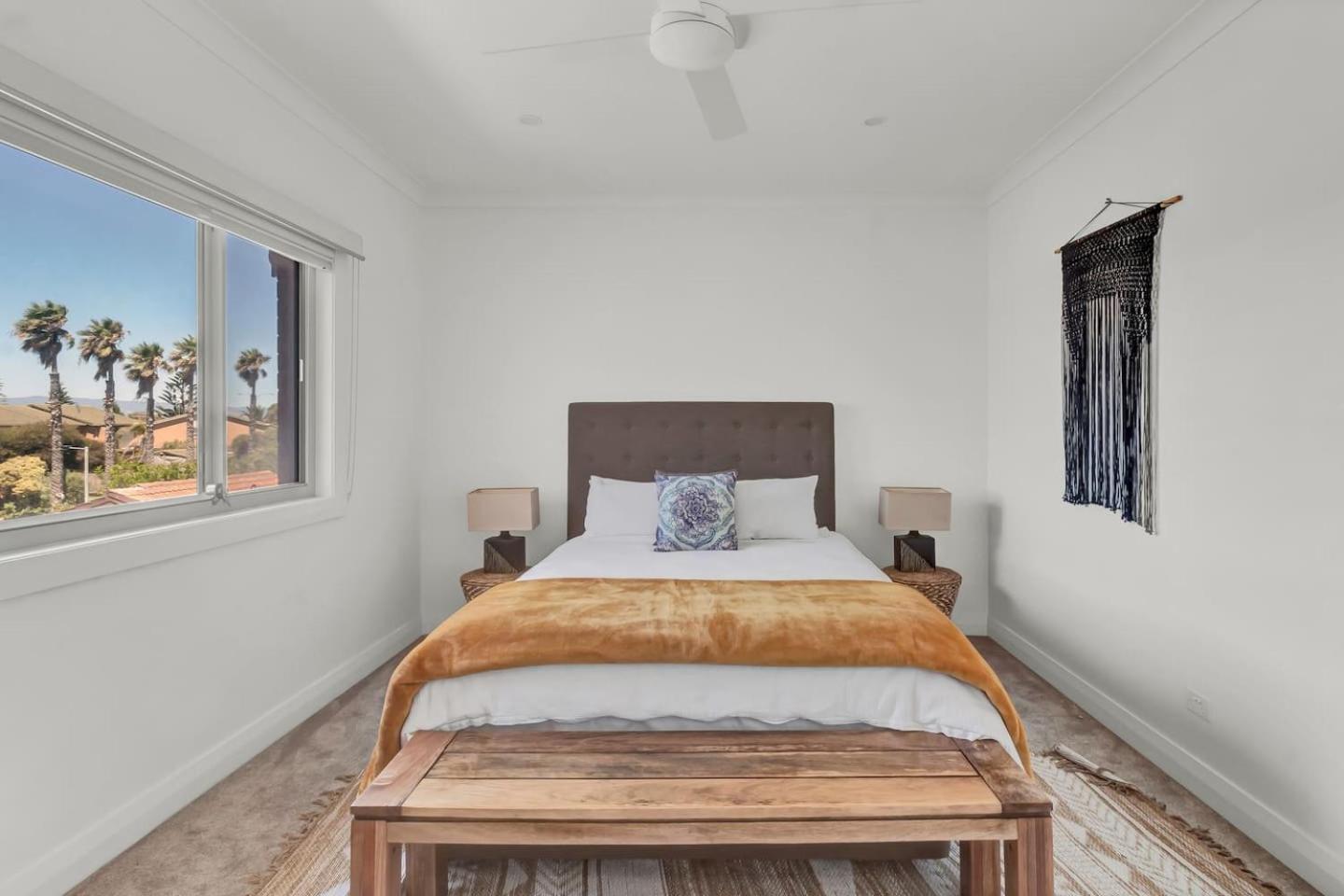 Holiday home Beachfront At Sandpiper - A Spacious Coastal Escape Adelaide