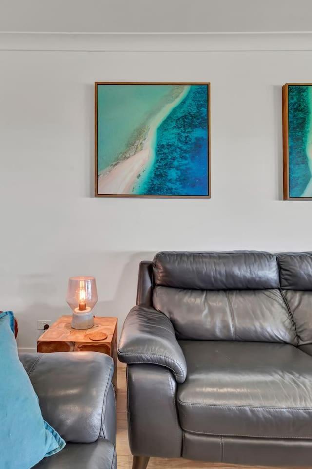 Holiday home Beachfront At Sandpiper - A Spacious Coastal Escape Adelaide