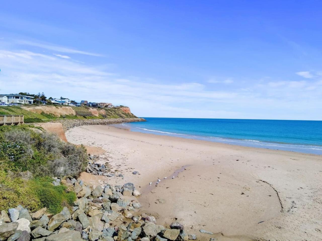 Christies Garden - A Beachside Entertainer's Gem