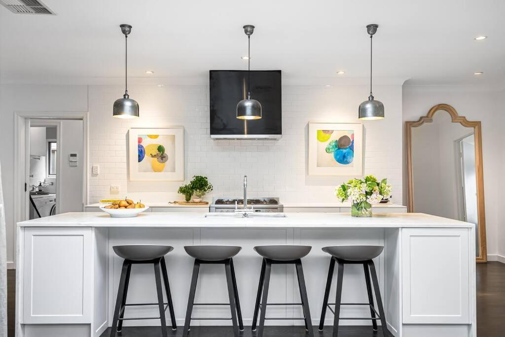 Iris @ Norwood - Luxe 4br * Adelaide