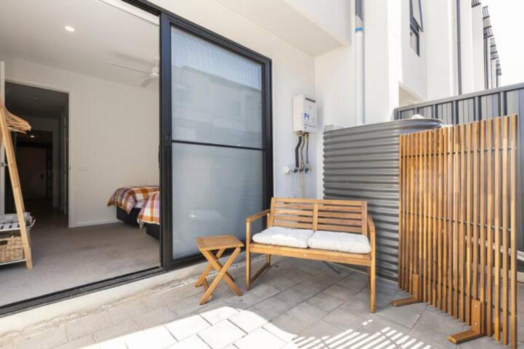 Vinrace Escape Apartment Adelaide