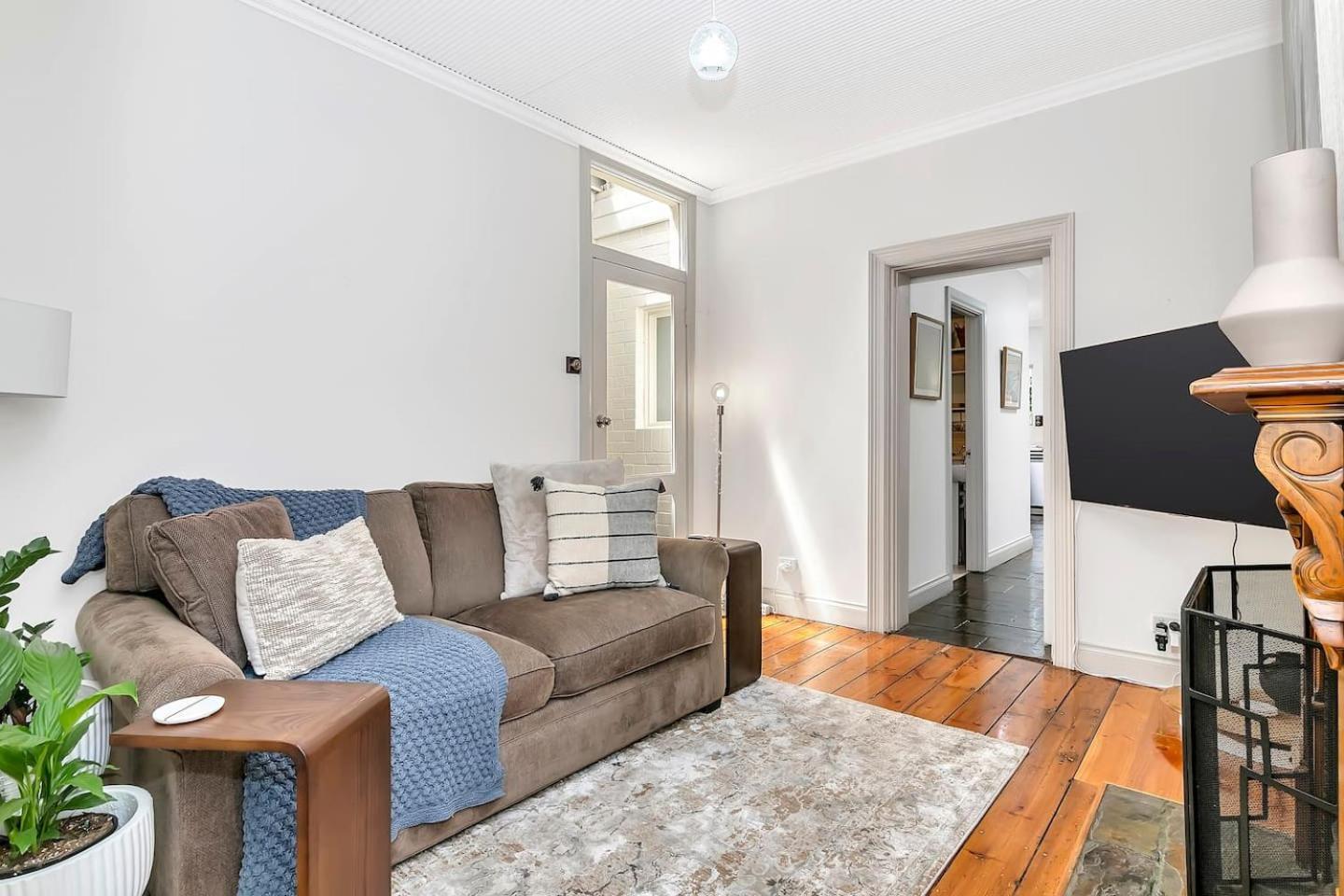 'violet Cottage' An Idyllic Urban Oasis For Two Holiday home Adelaide