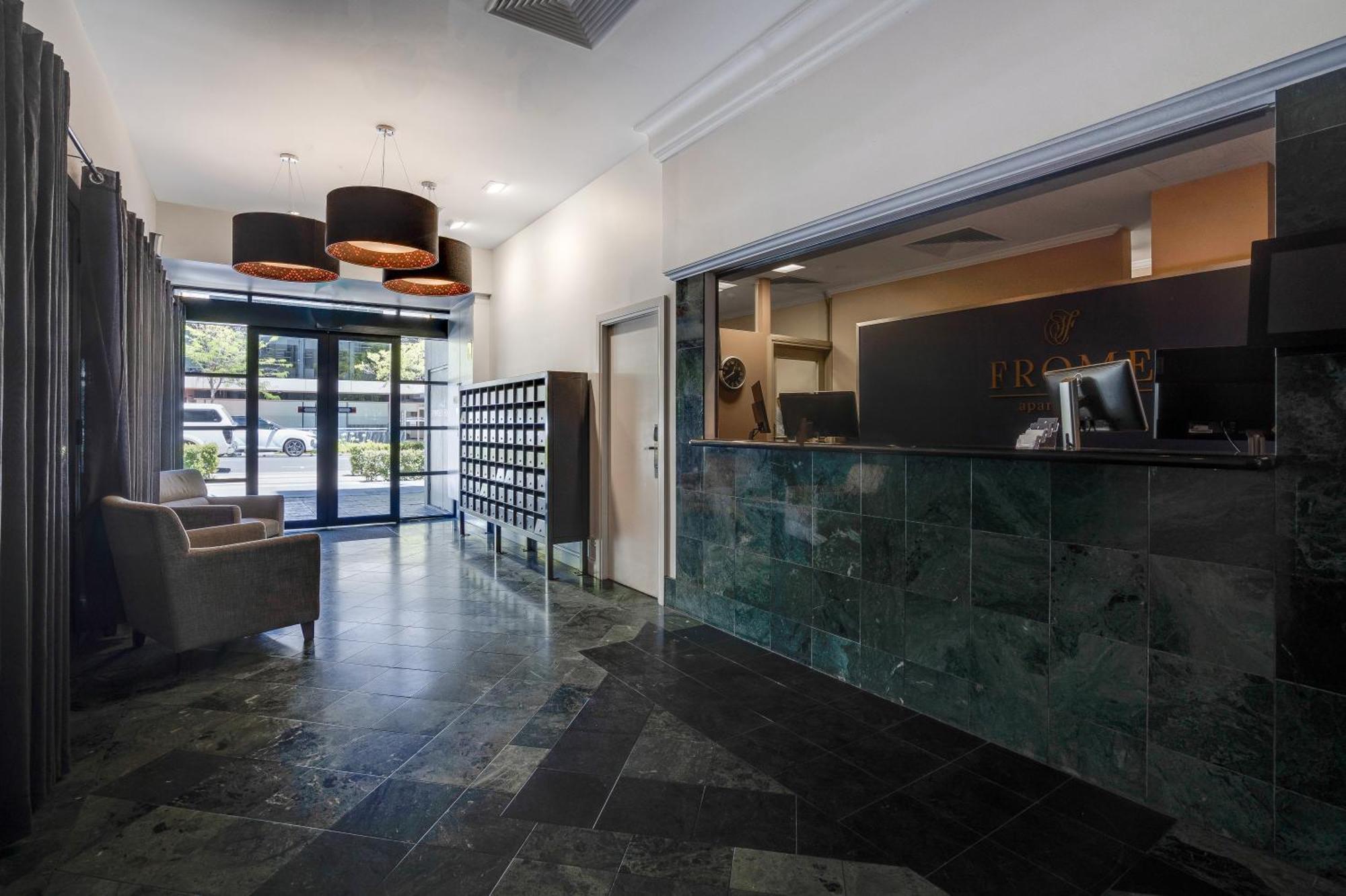 Aparthotel Frome