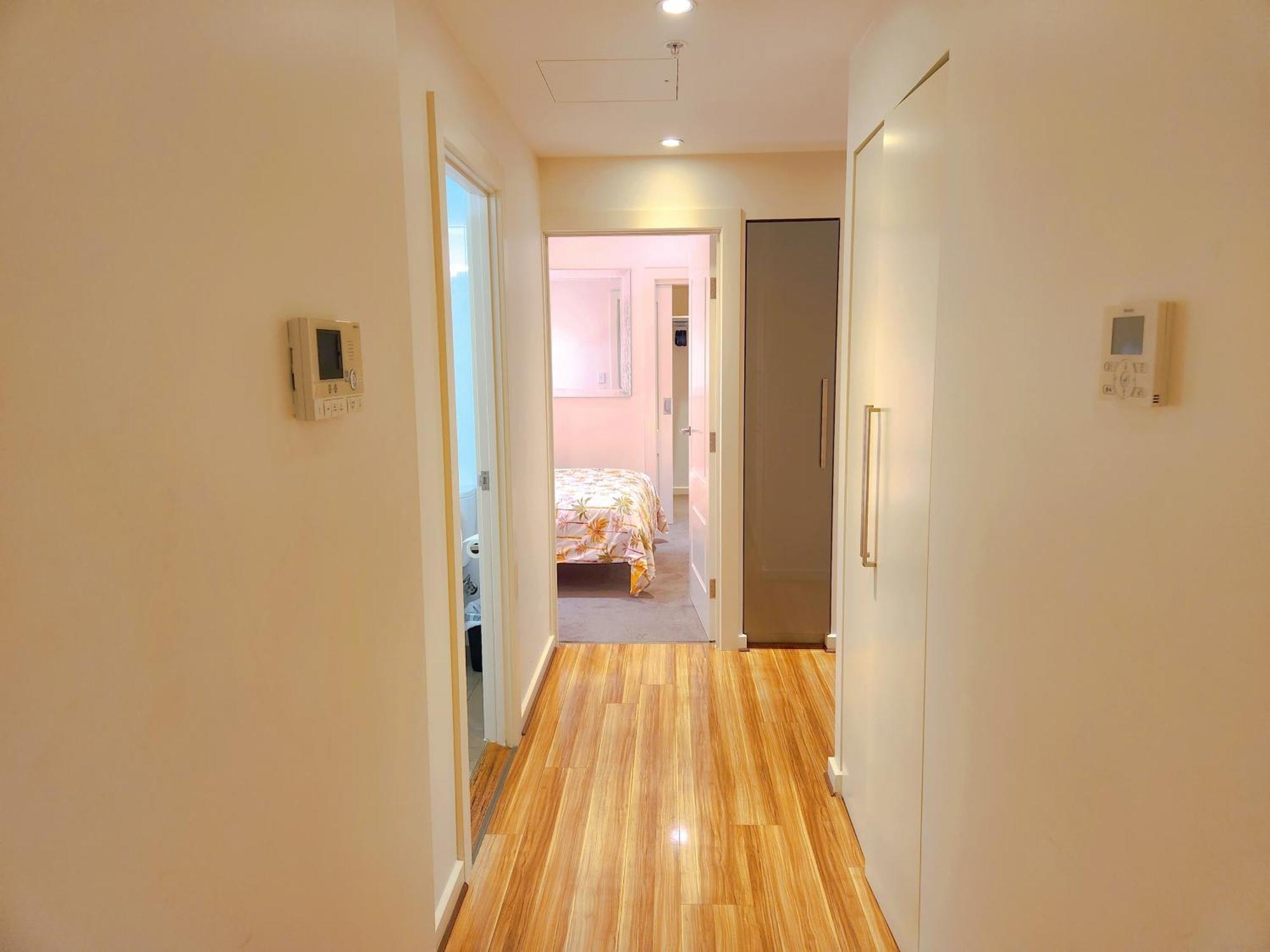 Apartment Tao-world Of Rowlands 黑桃睡梦馆-罗兰之域 Adelaide