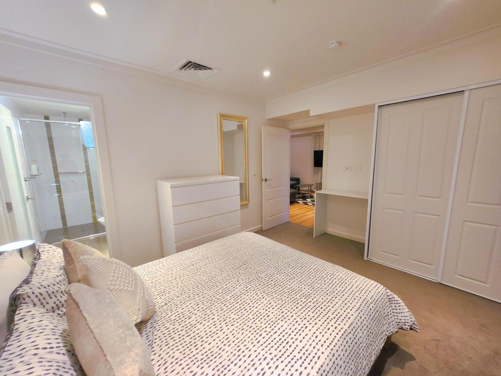 Tao-world Of Rowlands 黑桃睡梦馆-罗兰之域 Apartment Adelaide
