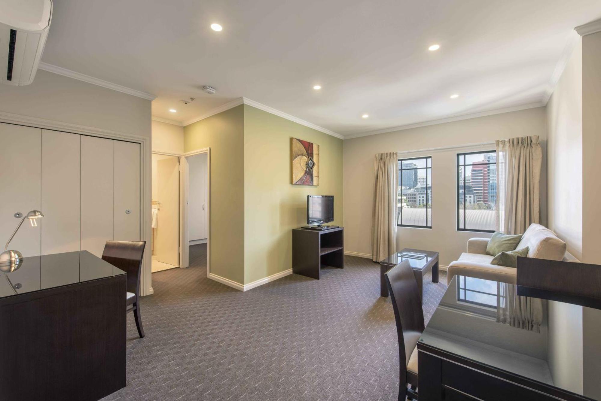 Frome Aparthotel