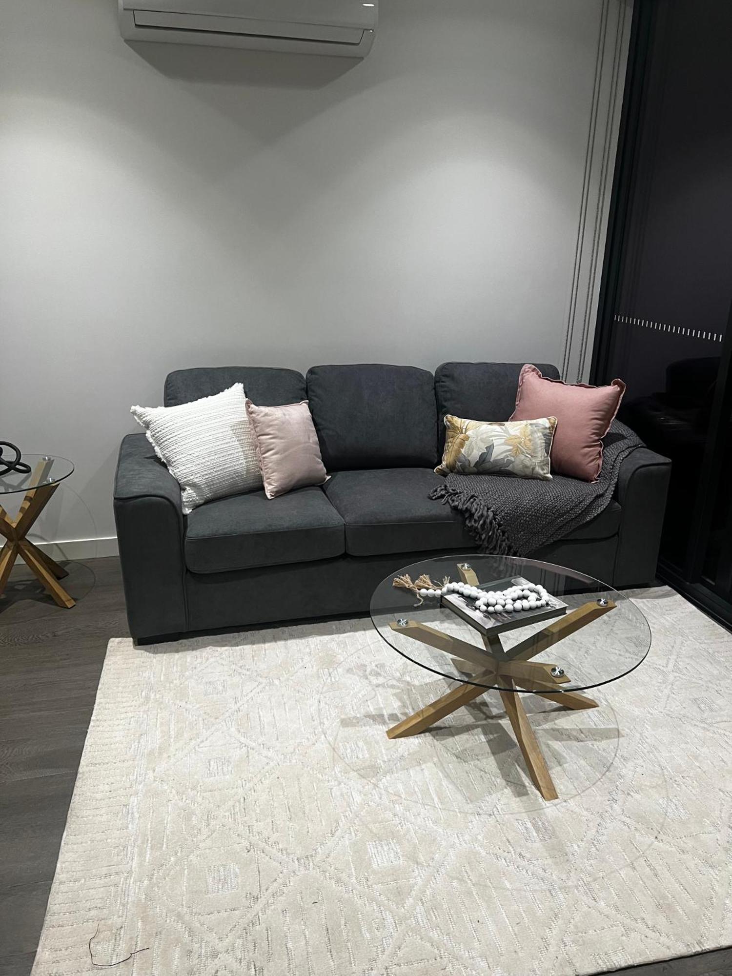 Realm 1206 Apartment *