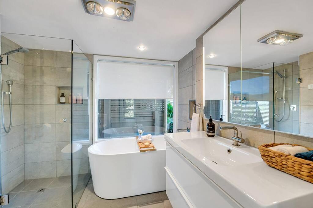 Parvatii-perfect Escape-15 Mins To & Wineries Holiday home