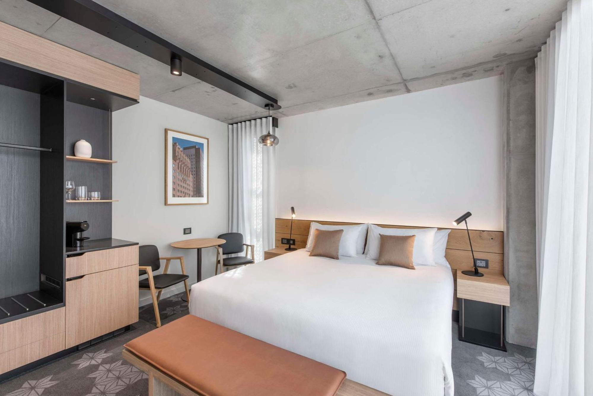 Hotel Vibe 4*