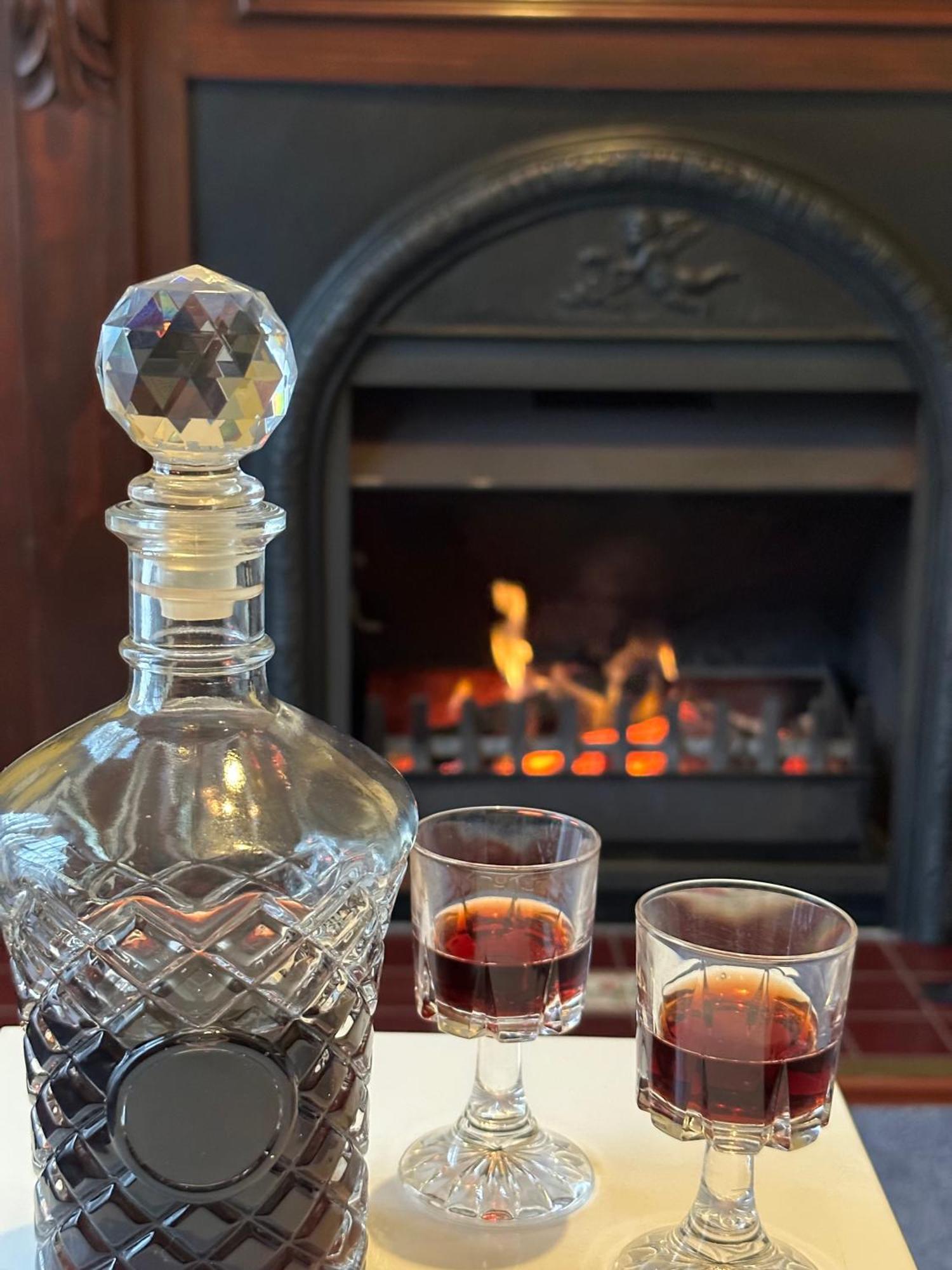 Wine And Roses Bed & Breakfast 4*