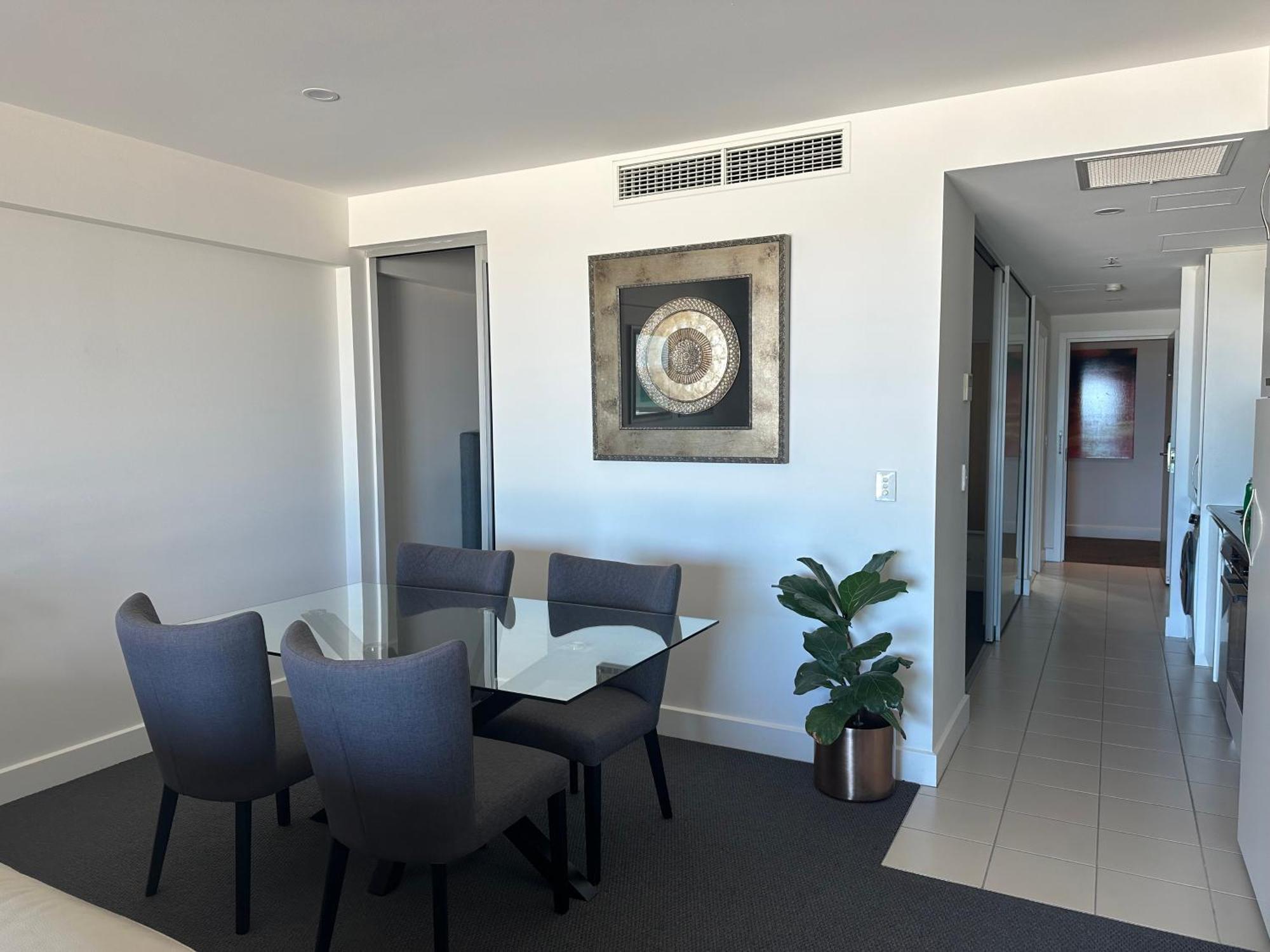Apartment Absolute Beachfront At The Pier Glenelg *