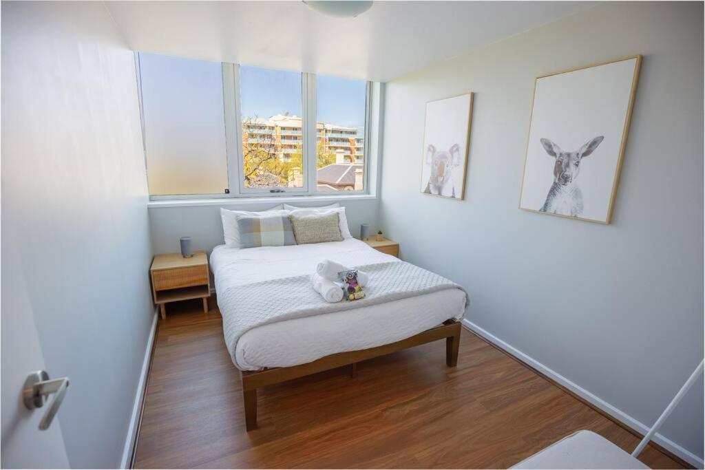 Central Getaway, On Rundle St * Adelaide
