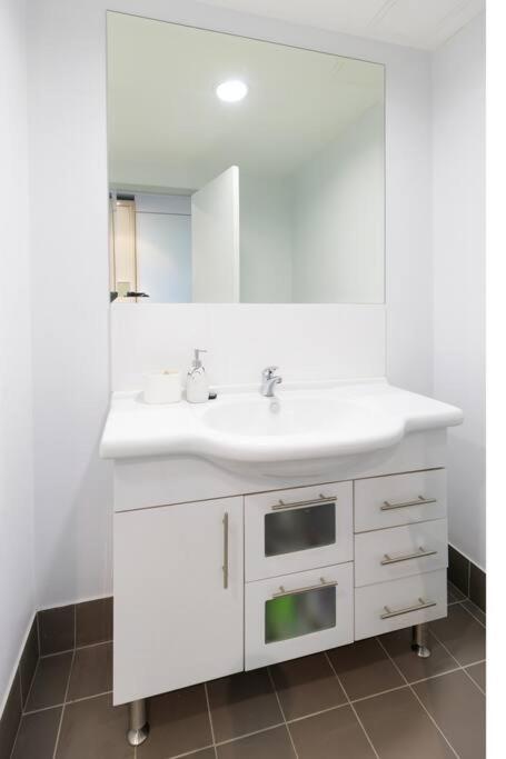 Central Getaway, On Rundle St