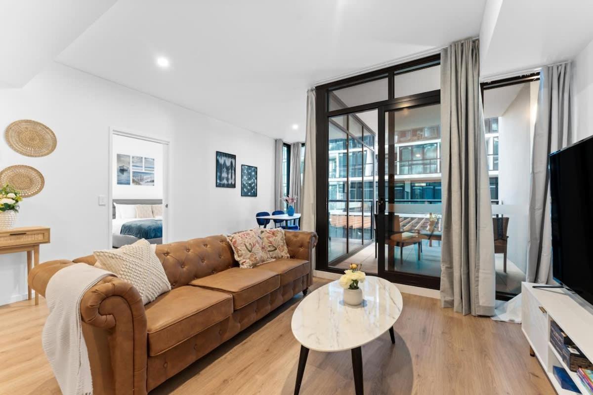 The Amazing Escape - Cbd Modern 1br Apartment