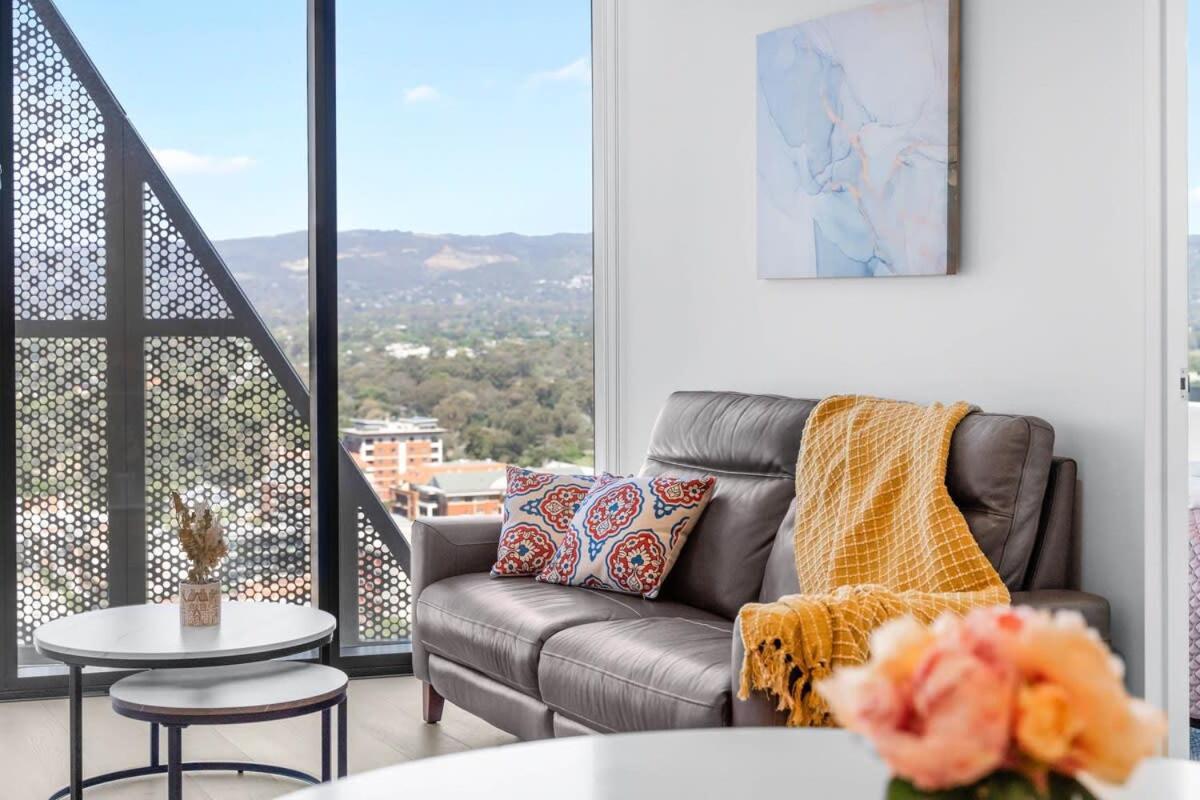 Apartment Cbd Oasis - 2br Realm Retreat - Level 19