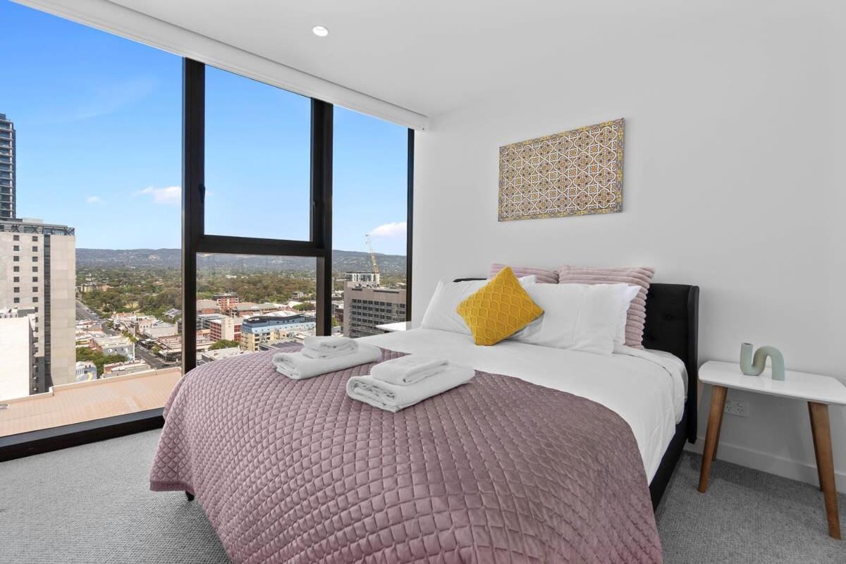 Apartment Cbd Oasis - 2br Realm Retreat - Level 19
