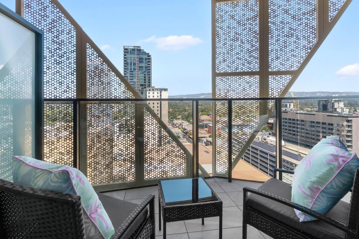Cbd Oasis - 2br Realm Retreat - Level 19 * Adelaide