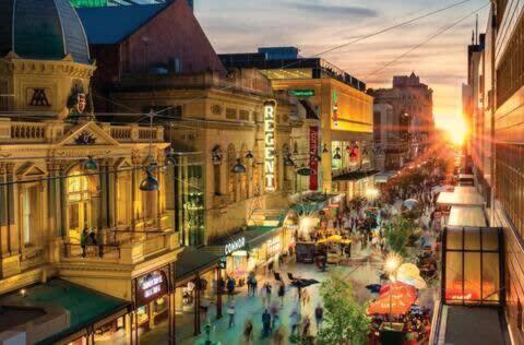 Holiday home Comfy And Lovely Cbd 1br Apt -free Wi-fi Adelaide