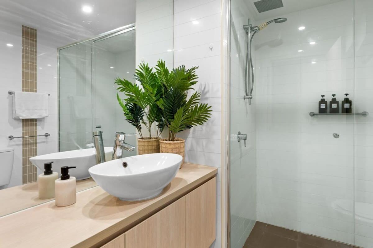 Comfy And Lovely Cbd 1br Apt -free Wi-fi * Adelaide