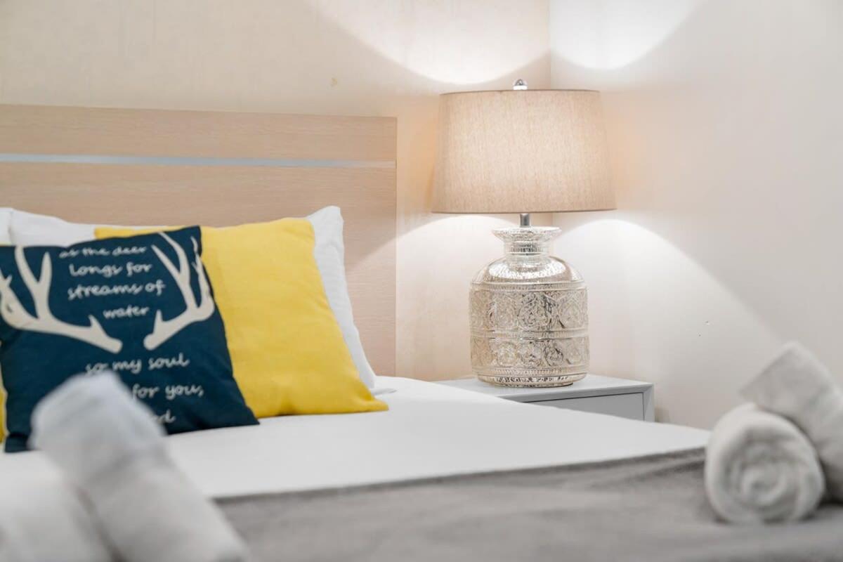Comfy And Lovely Cbd 1br Apt -free Wi-fi Adelaide