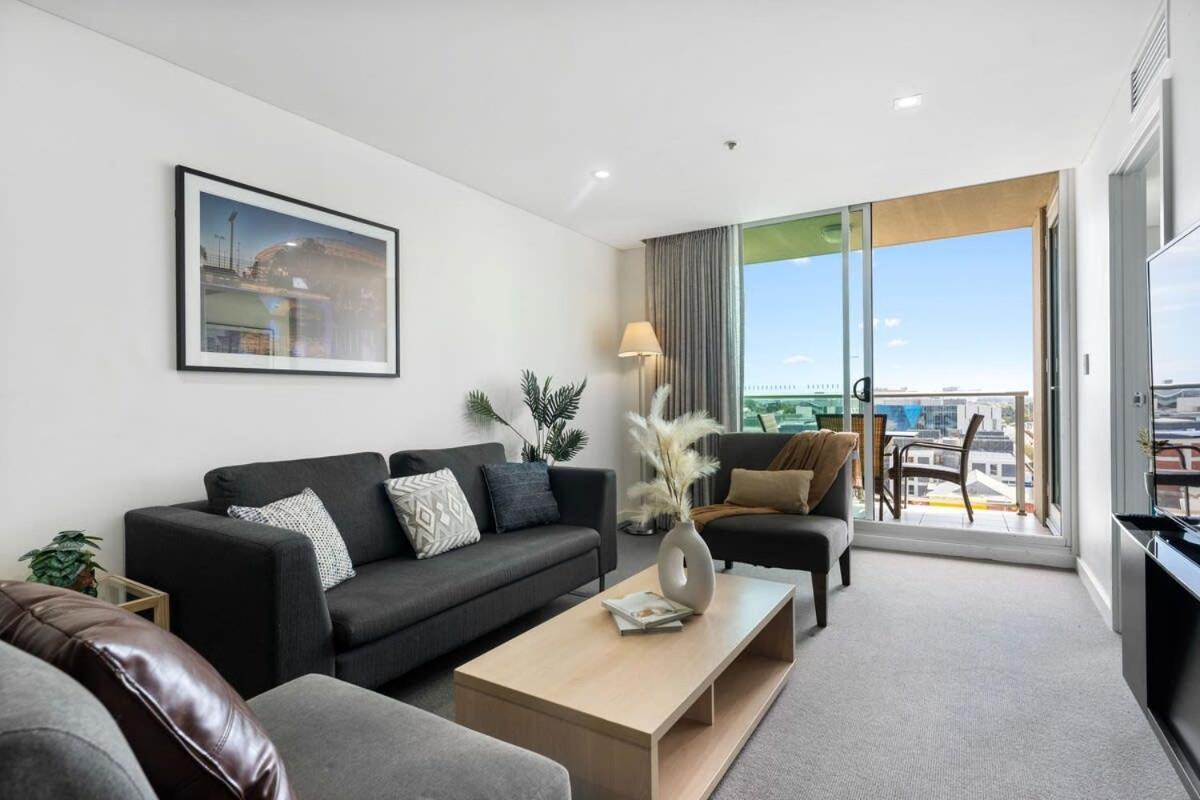Cbd Modern 2br Free Parking Apartment *