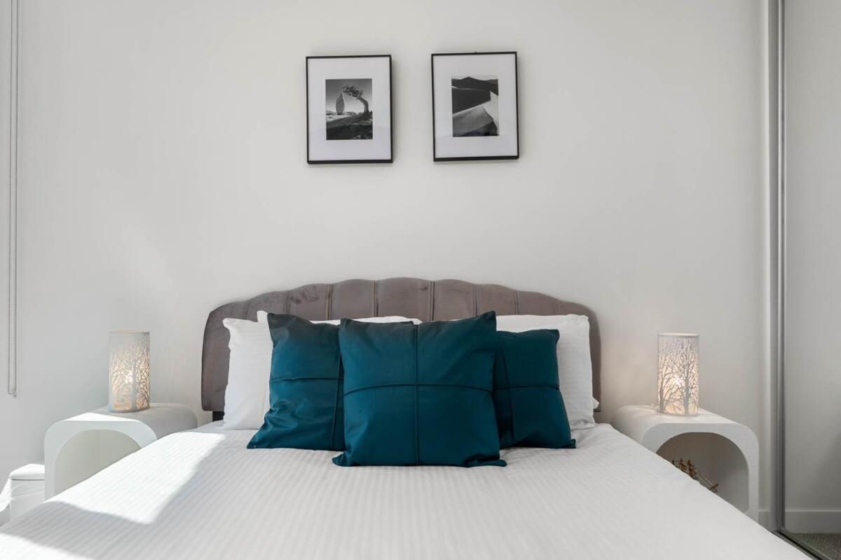 The Amazing 1br Cbd Premium Location *