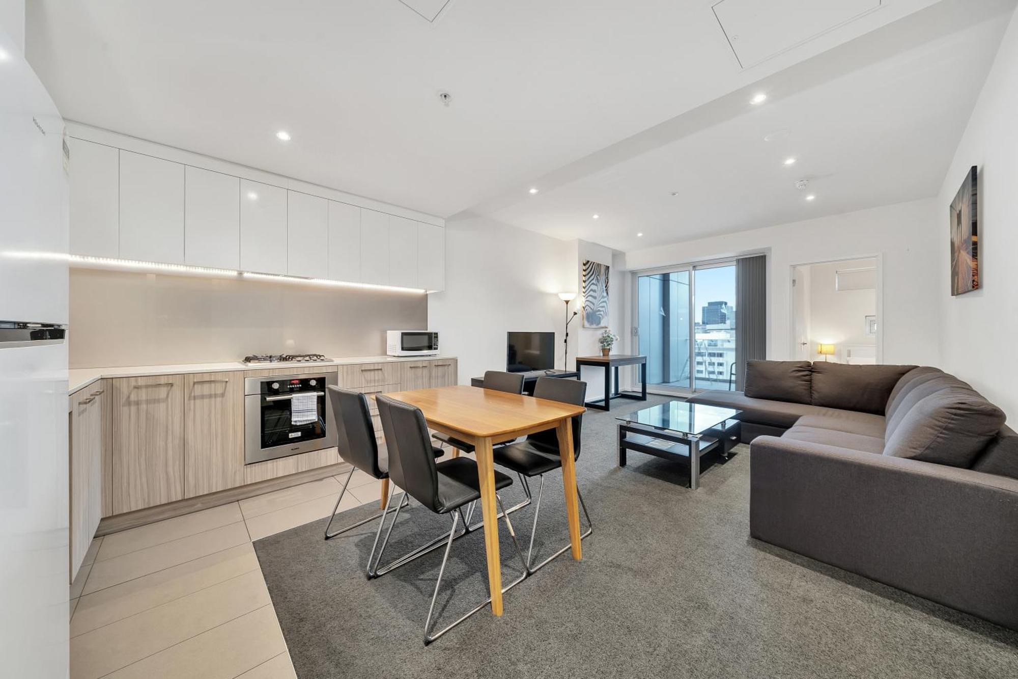 Vision On Morphett With Parking Apartment *