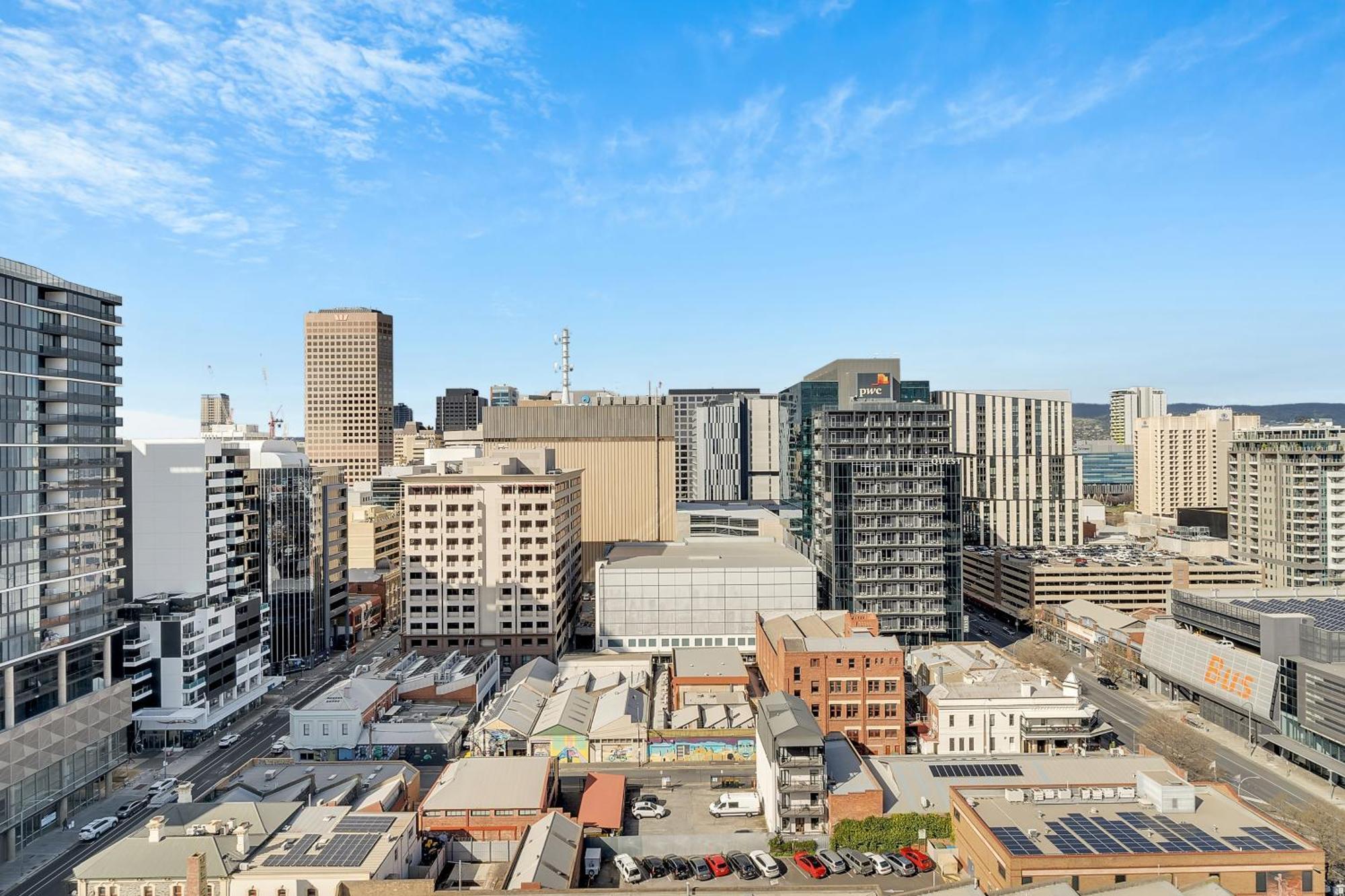 Vision On Morphett With Parking Apartment *