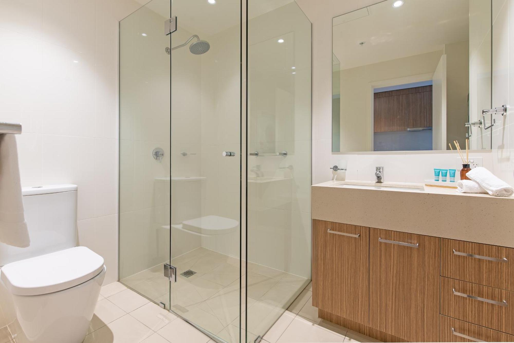 Vision On Morphett With Parking Apartment *
