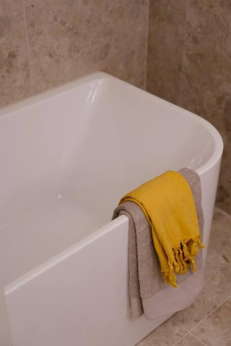 Apartment Honeyeater Hidden Gem - 2br Quiet Adelaide
