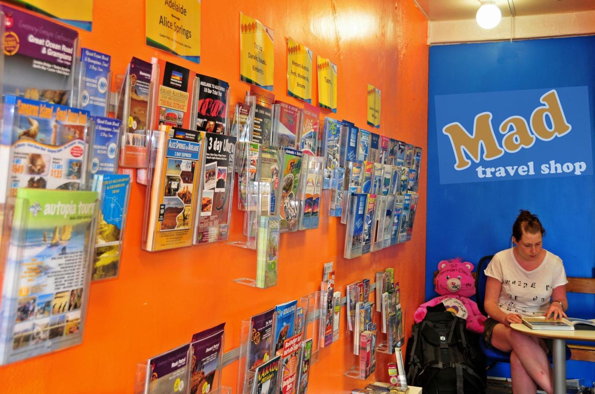 Travellers Backpackers Hostel *