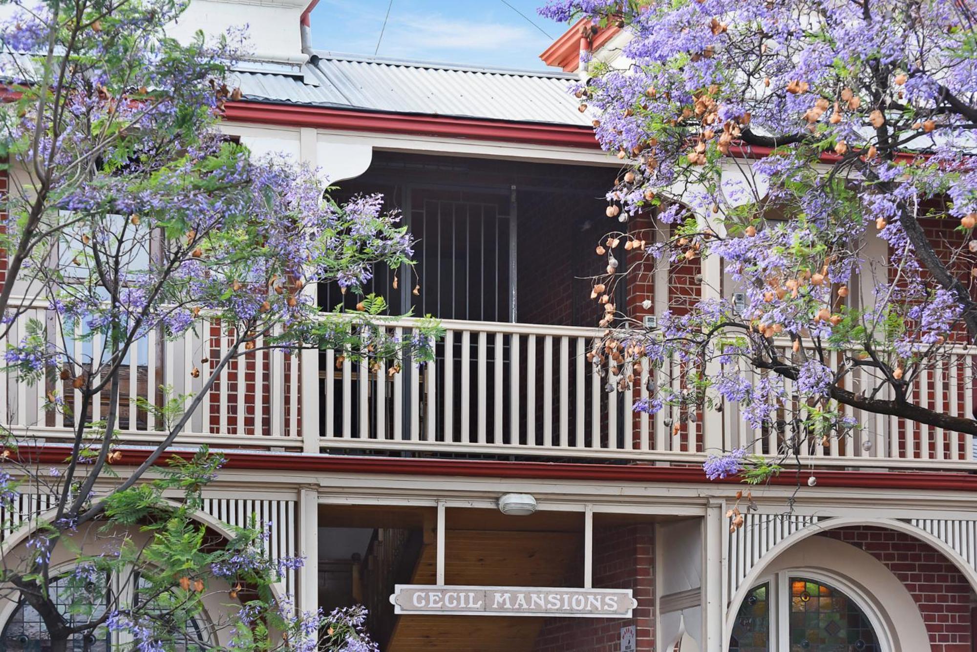 Apartment No 7 At Cecil Mansions With 2parking *